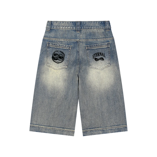 How Our Barrel-Leg and Baggy Denim Fits (And How to Choose Your Size)
